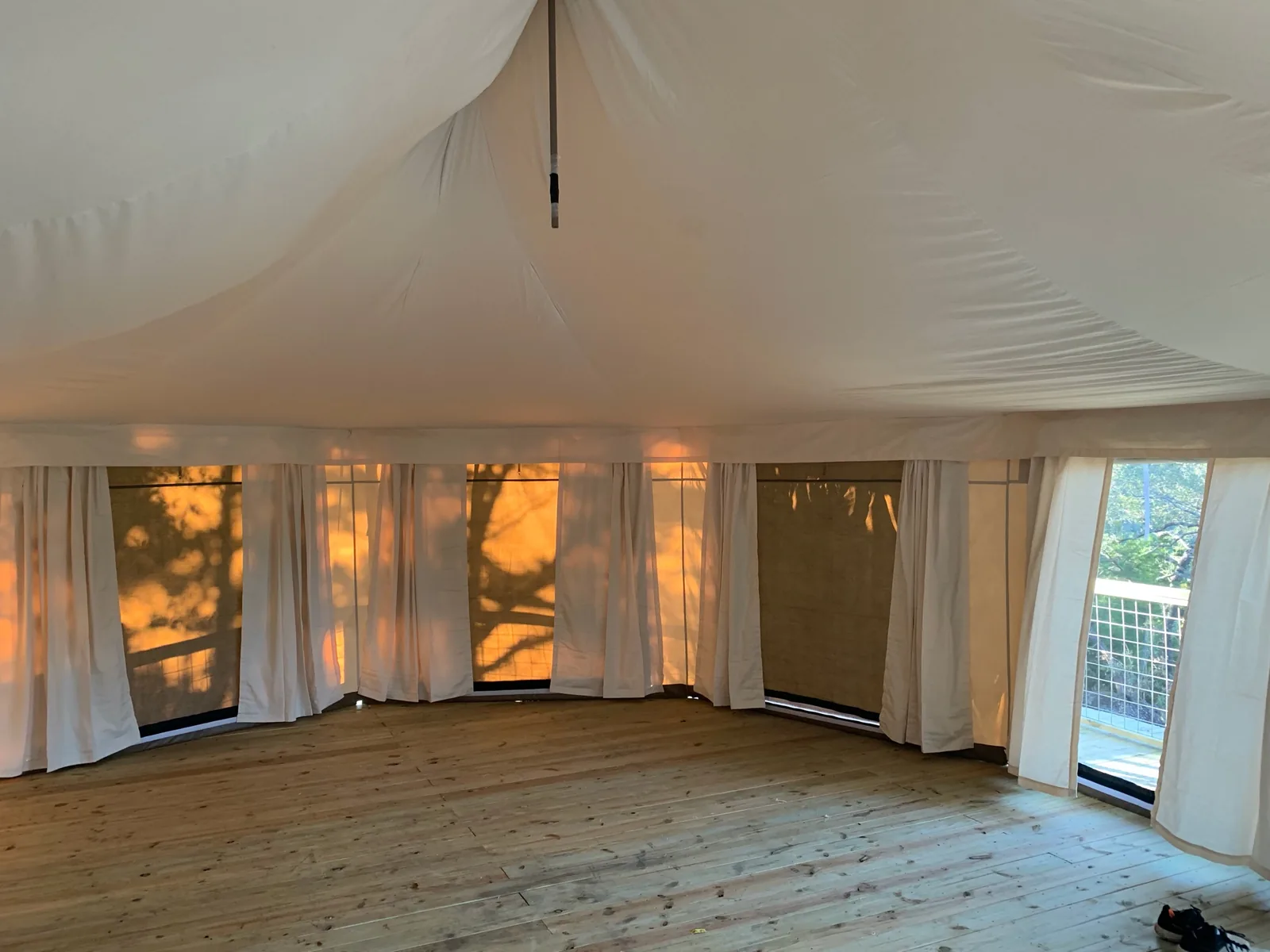 Hospitality Deck & Outdoor Retreat